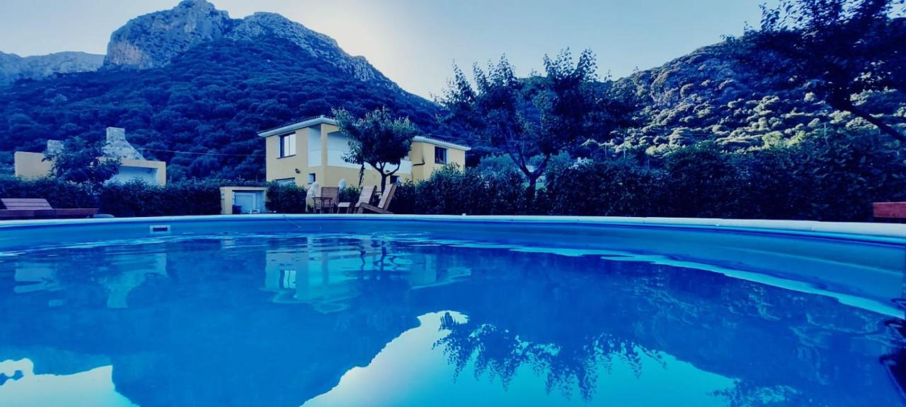 Indipendente Con Piscina Uso Esclusivo Internet Illimitato Villa Siniscola Kültér fotó