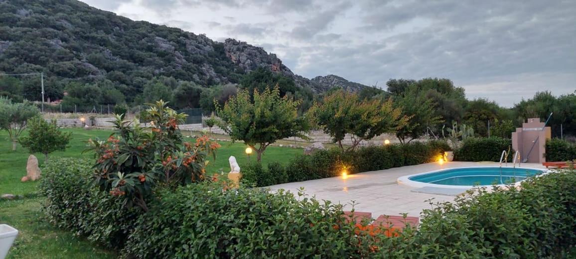 Indipendente Con Piscina Uso Esclusivo Internet Illimitato Villa Siniscola Kültér fotó
